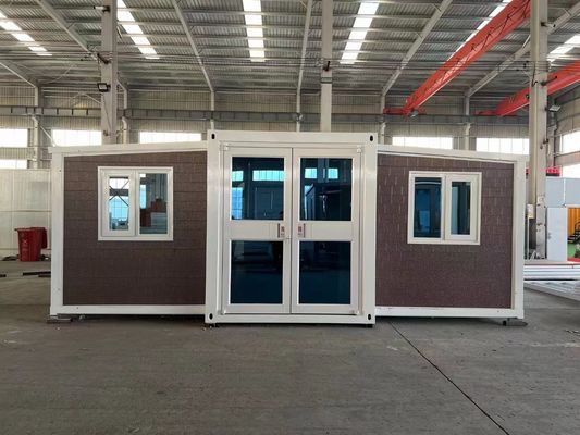 Modern Design 20ft 40ft Double Wing Foldable Cabin for Outdoor and Customization