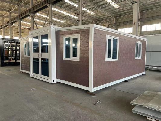 Modern Design 20ft 40ft Double Wing Foldable Cabin for Outdoor and Customization